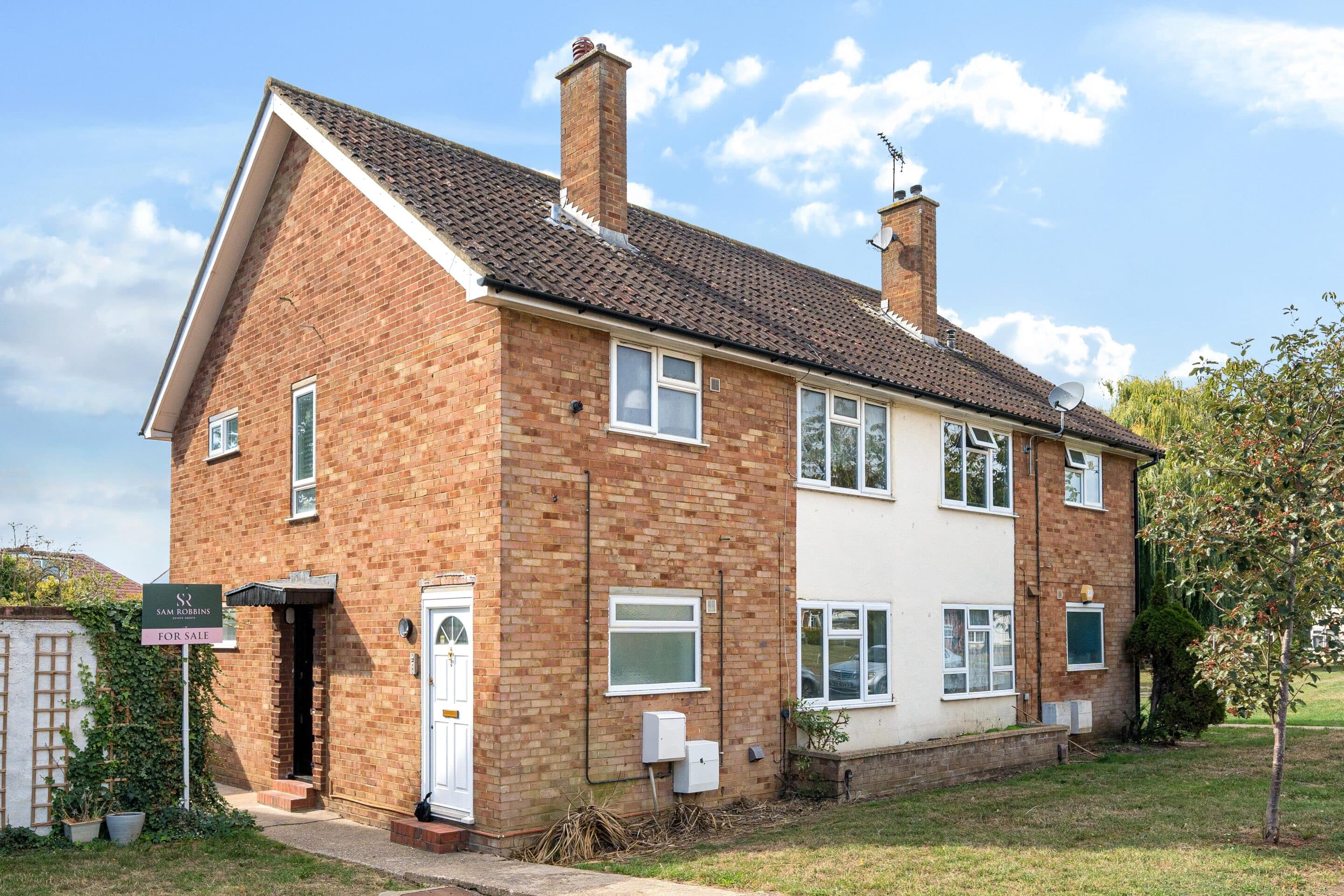 Seymour Gardens, Ruislip, HA4