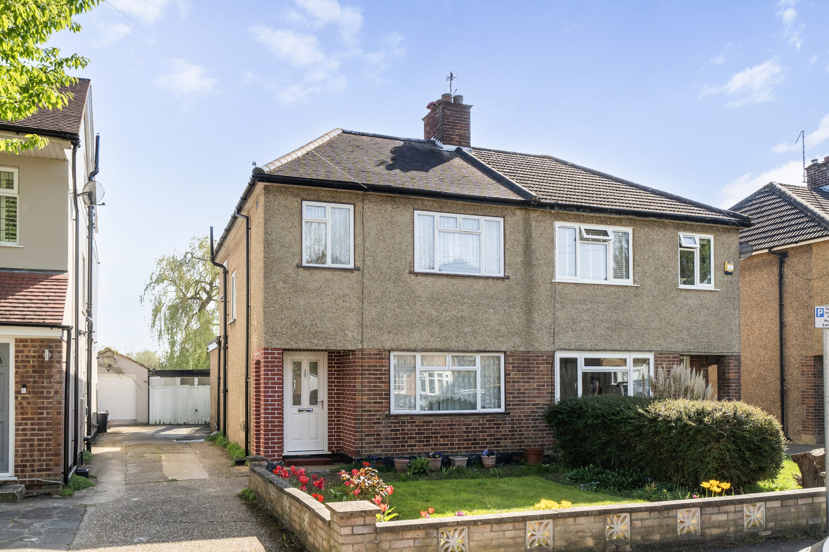 Sussex Road, Ickenham, UB10