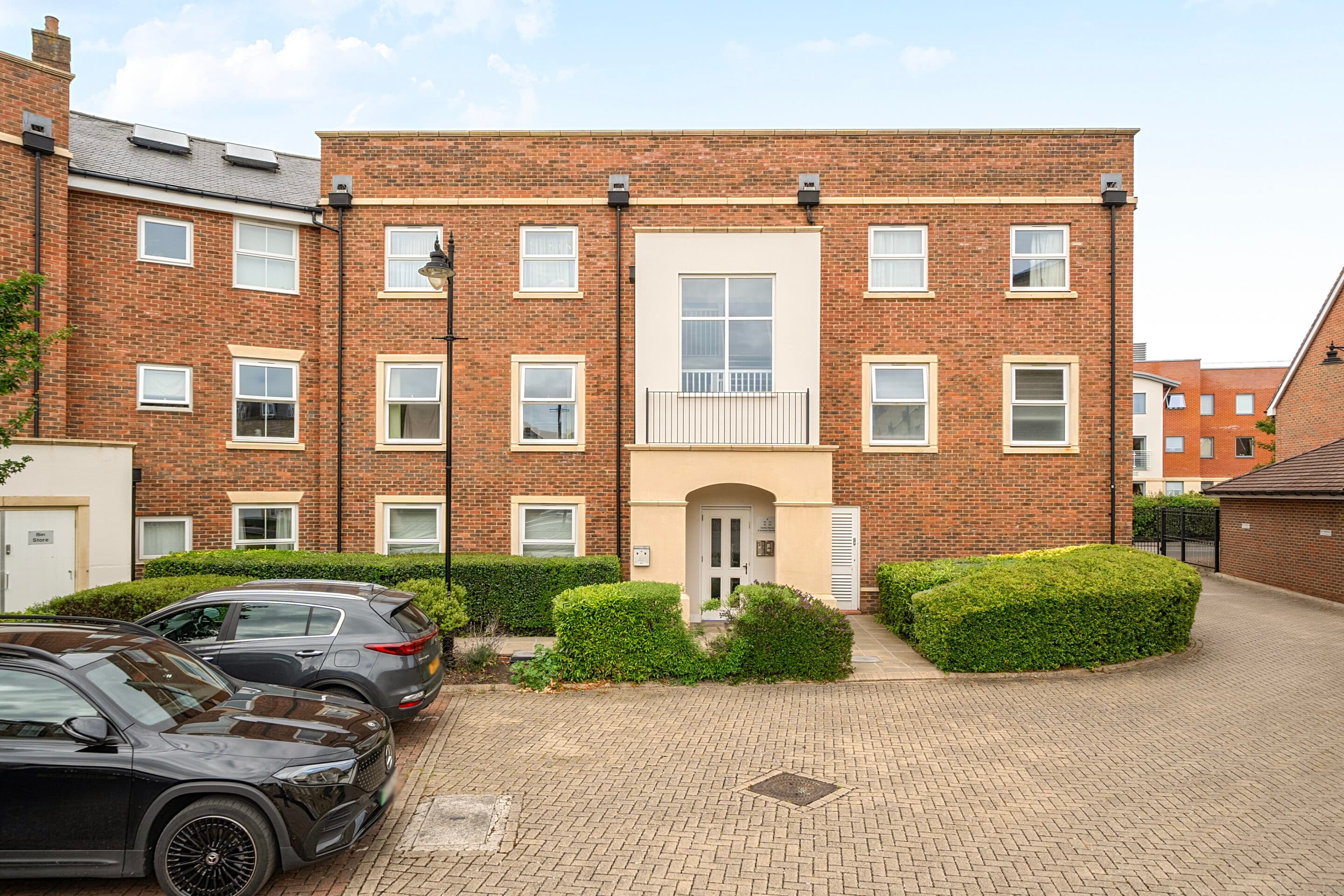 Summer Gardens, Ickenham, UB10